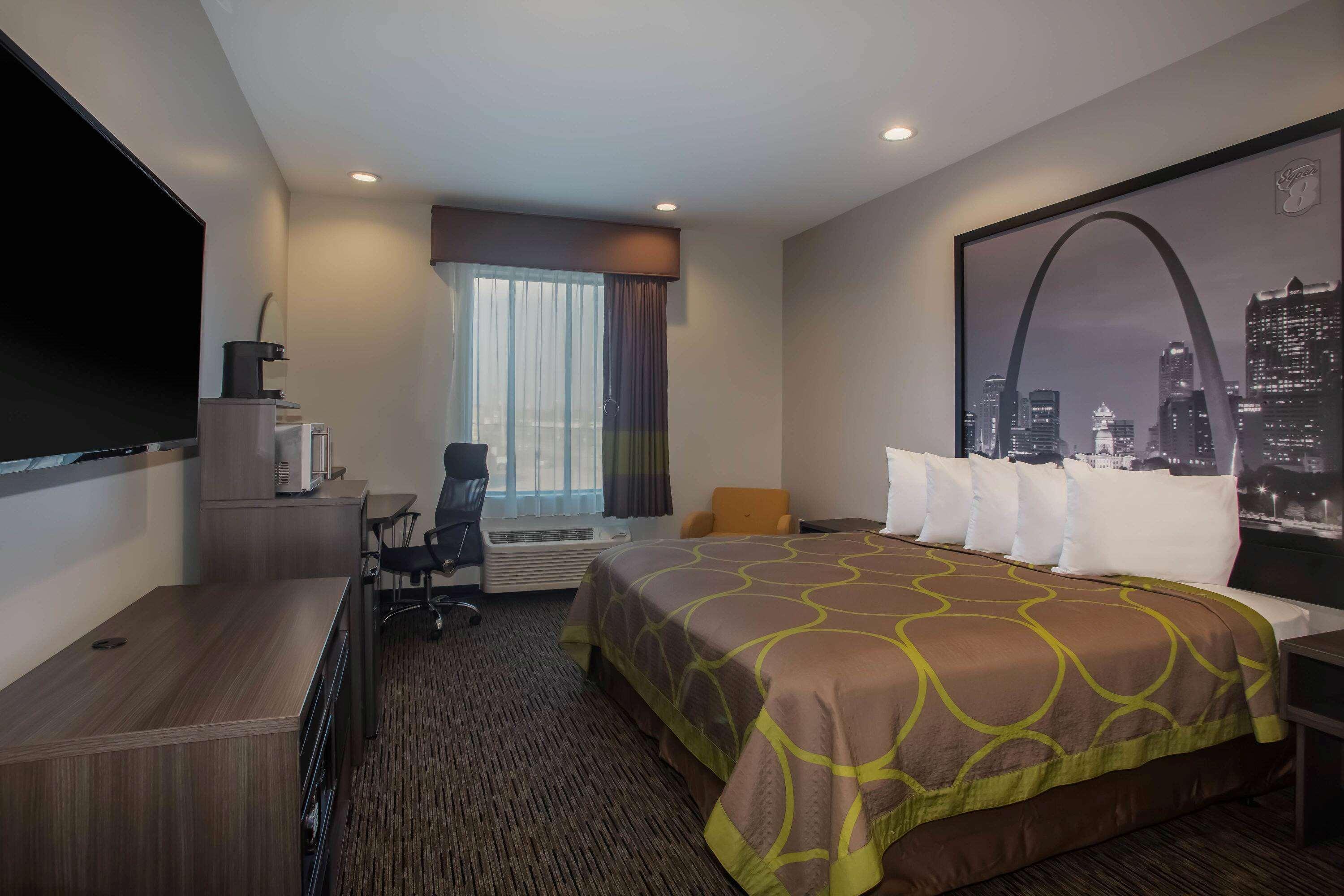 Отель Super 8 By Wyndham St. Louis North Экстерьер фото